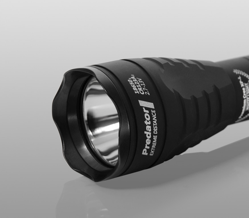 Тактический фонарь Armytek Predator (красный свет)